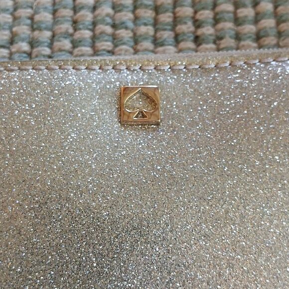 Kate Spade - Picture 2 of 4